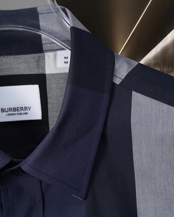 ブランドシャツ細部ディテール